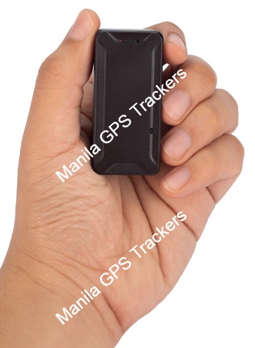 GPS tracker mini in hand